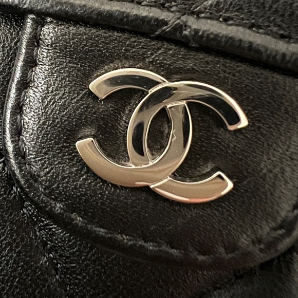 Auth Chanel Classic Quilted Twin Face Flap Compact Wallet - Rare - Picture 14 of 16